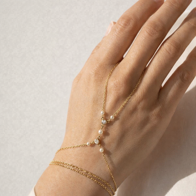 Aurelia Handchain